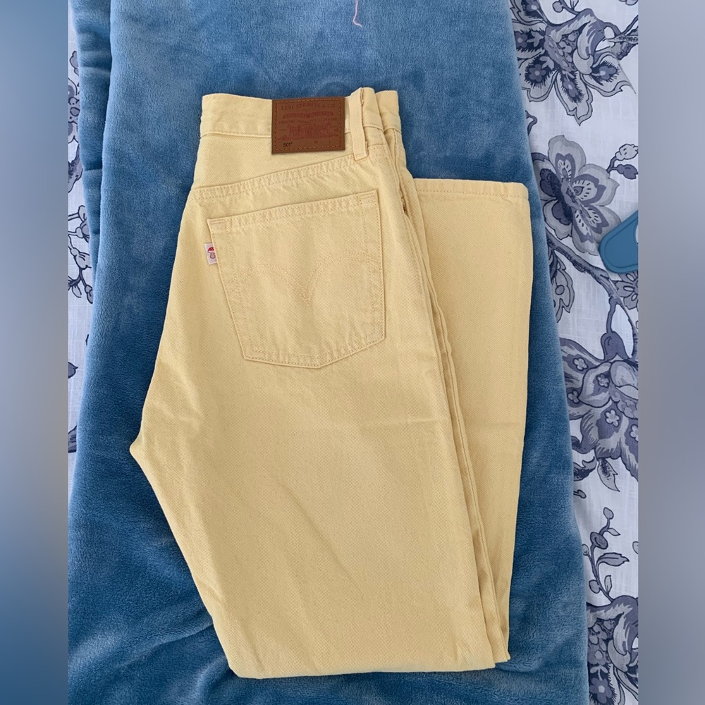 Levi’s Fresh Yellow 501s